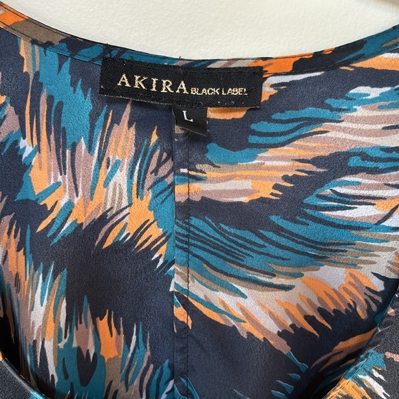 Colorful flowing top from Akira Black Label size L - Picture 2 of 5